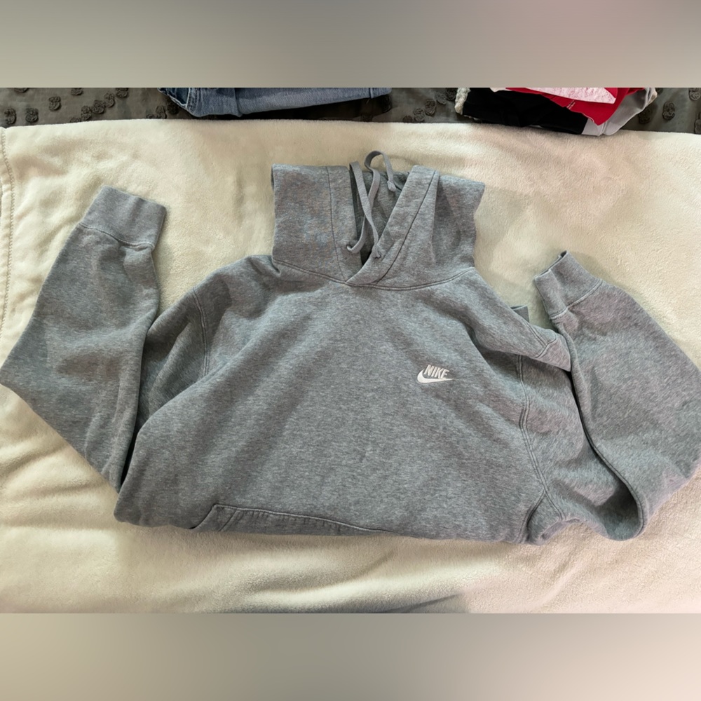 Nike sweatshirt